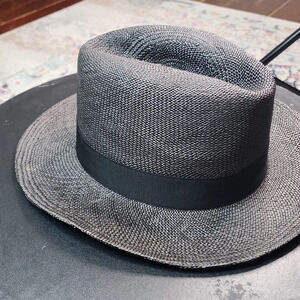NWOT, Worth & Worth by Orlando Palacios Woven Gray Fedora, sz 7 3/8